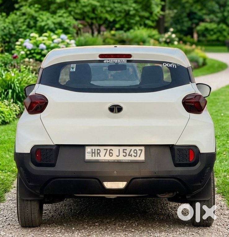 Tata Punch Pure, 2025, Petrol