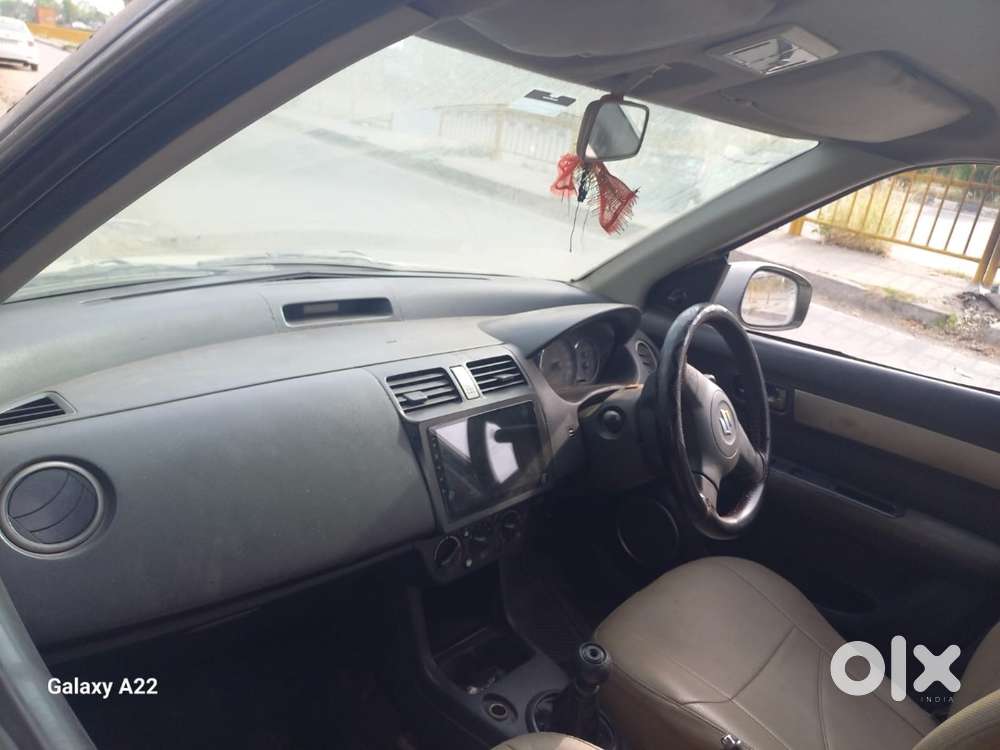 Swift Dezire 2011 Modal