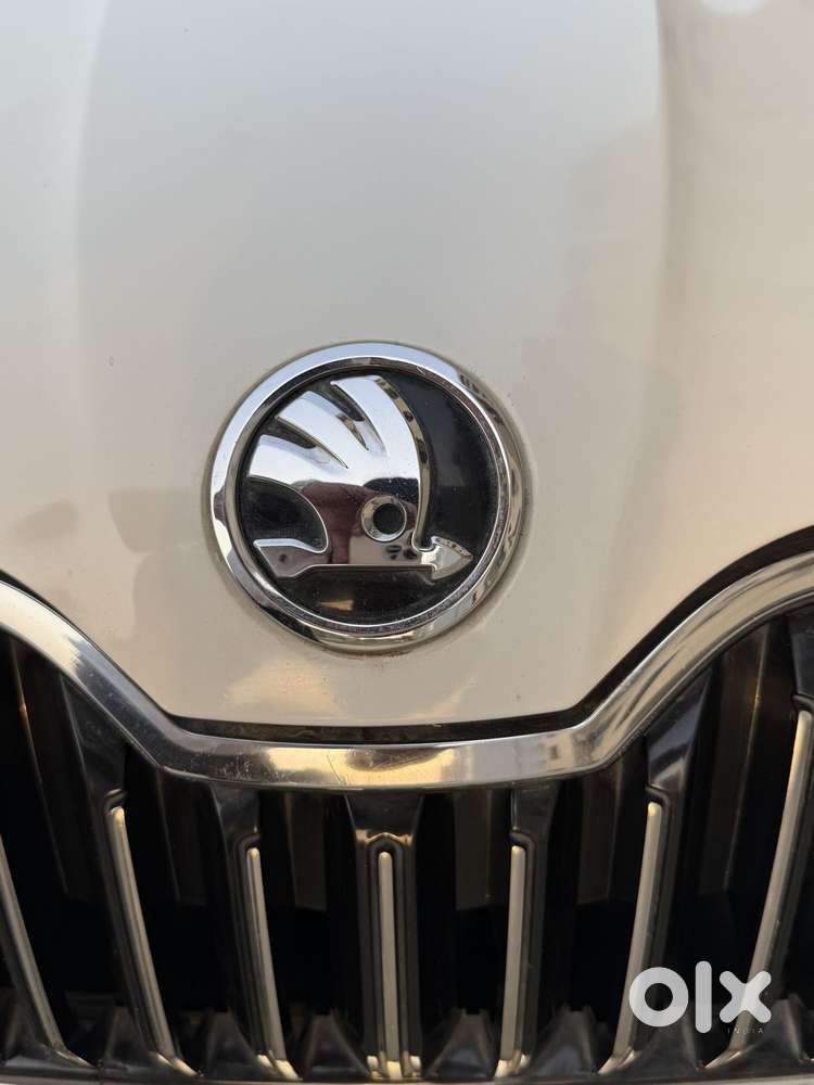 Skoda Superb L&k 2.0 Tdi At, 2018, Diesel