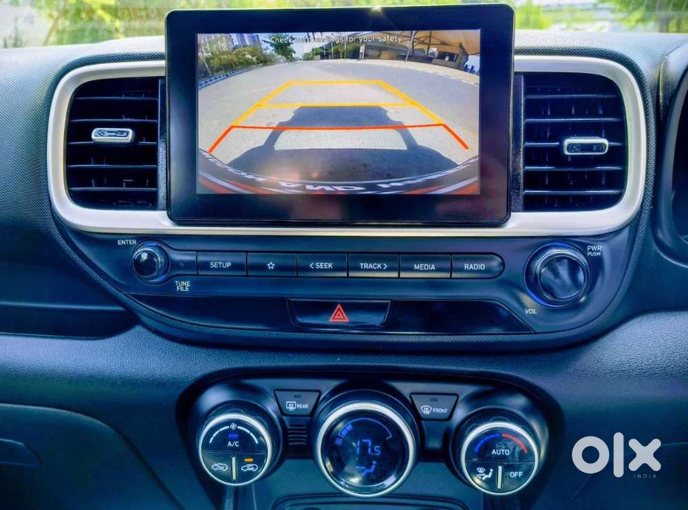 Hyundai Venue Sx Mt, 2021, Petrol