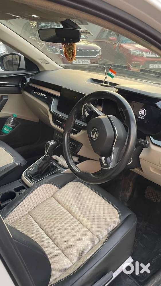 Skoda Slavia 1.5 Tsi Style At, 2022, Petrol