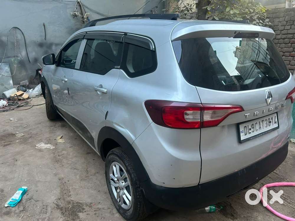 7 Seater Renault Triber 2020 Petrol Automatic Well Maintained