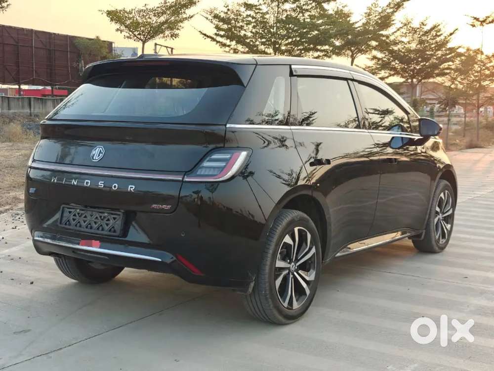 Mg Windsor Ev Essence Pro 52.9kw (2025) Electric 25,000km Driven