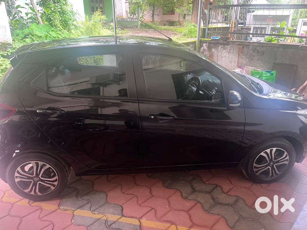 Tata Tiago Petrol 2023