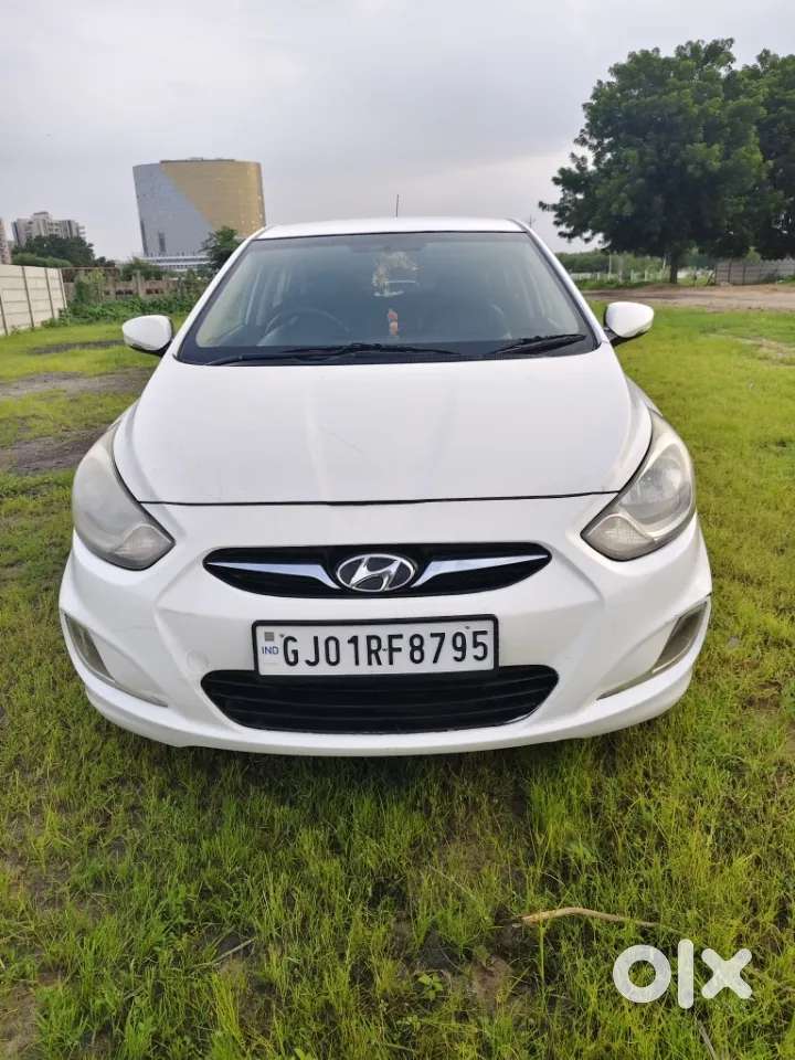 Hyundai Verna Fluidic 1.6 Crdi Sx, 2014, Diesel