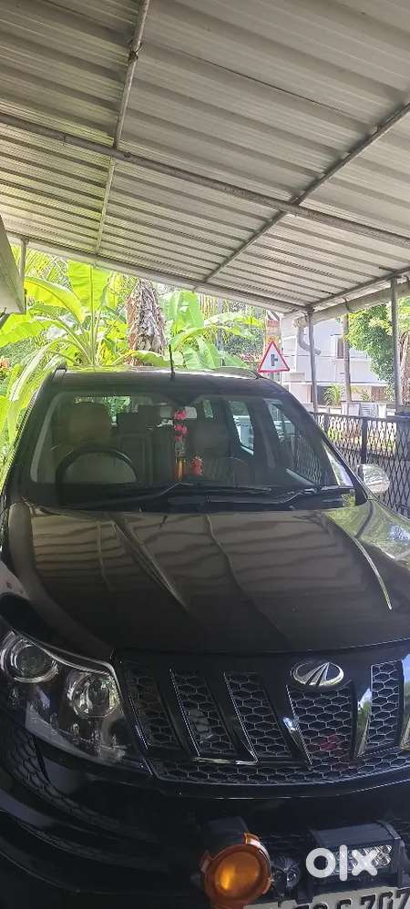 Mahindra Xuv500 2014.sep.