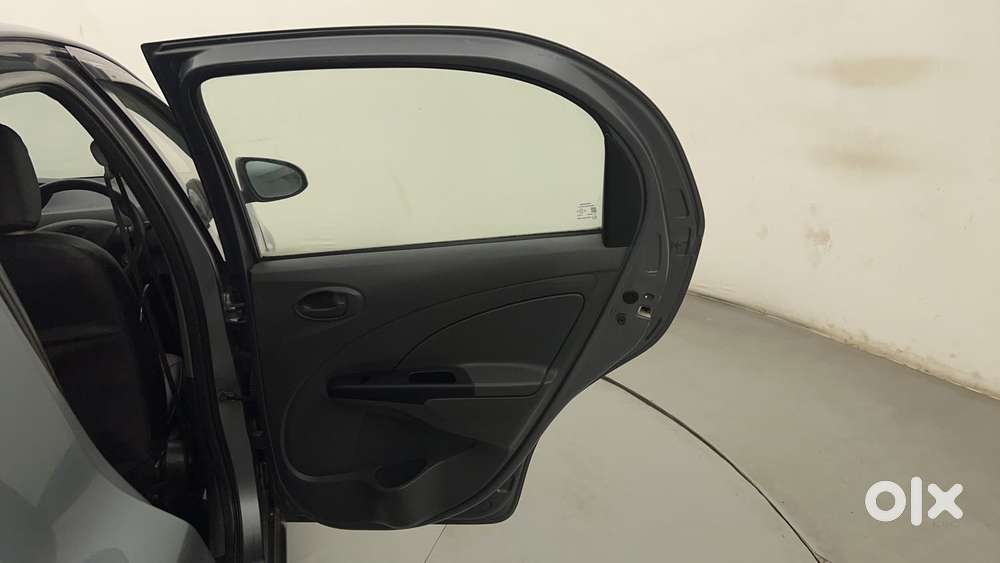 Toyota Etios Liva 1.2 G, 2013, Petrol