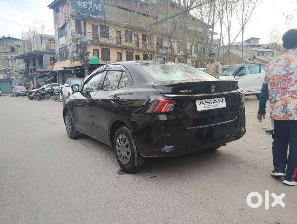 Maruti Suzuki Swift Dzire Vxi At Optional, 2025, Petrol