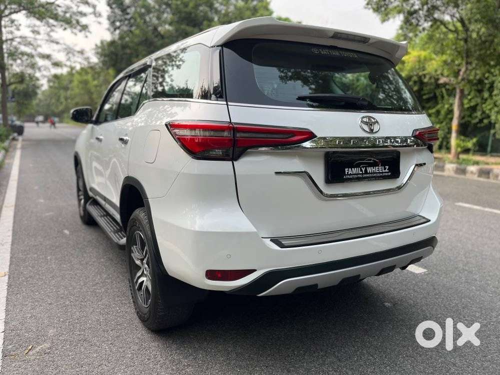 Toyota Fortuner 4x2 At 2.7 Petrol, 2022, Petrol