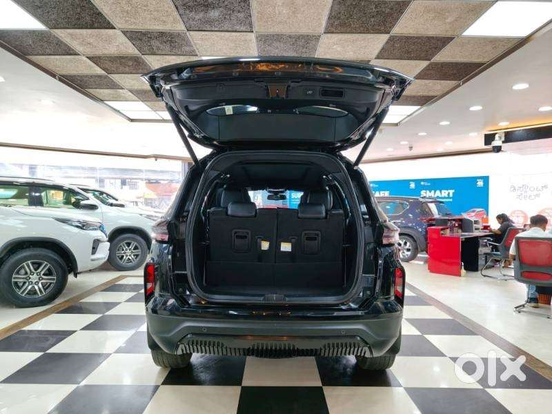Tata Safari Adventure X Plus 7 Str Dark Edition At, 2024, Diesel