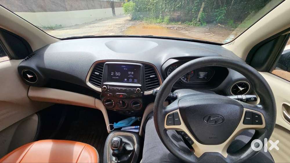 Hyundai Santro Sportz For Sale — 1st Owner
