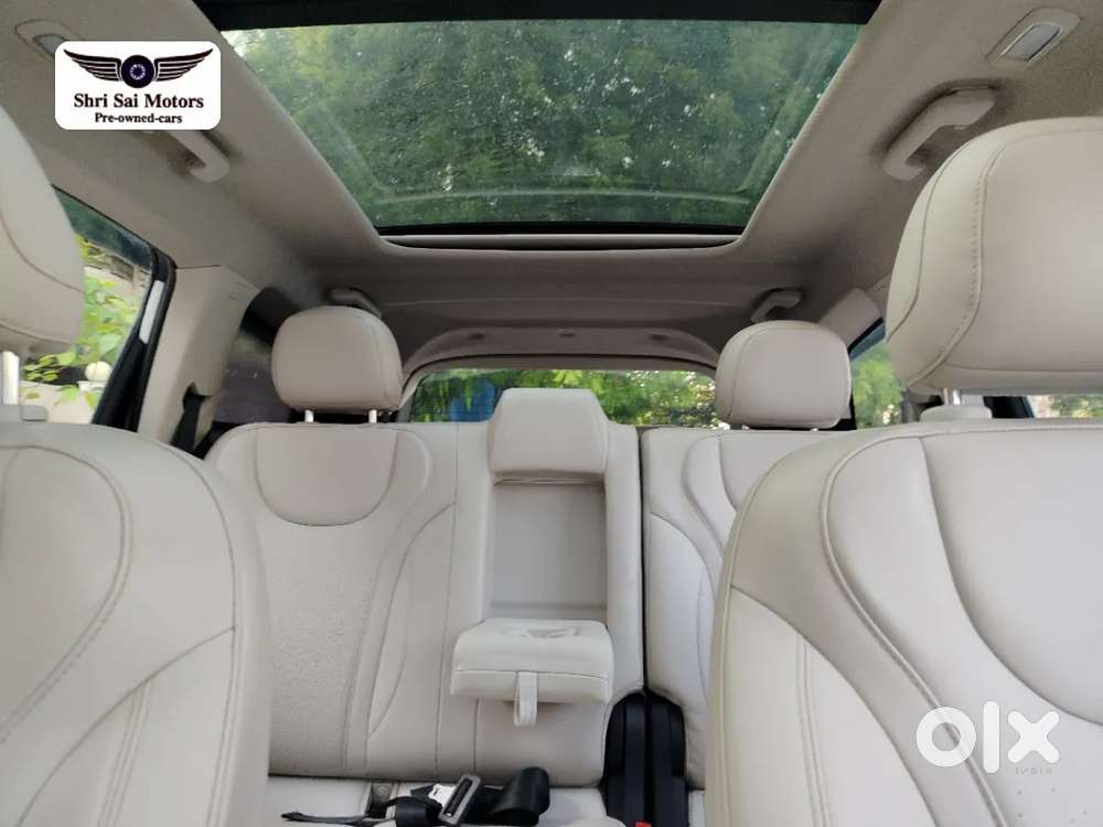 Mahindra Xuv700 2.2 Ax 7 Diesel At Str Awd, 2022, Diesel