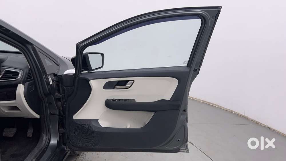 Tata Altroz Xza Petrol, 2023, Petrol