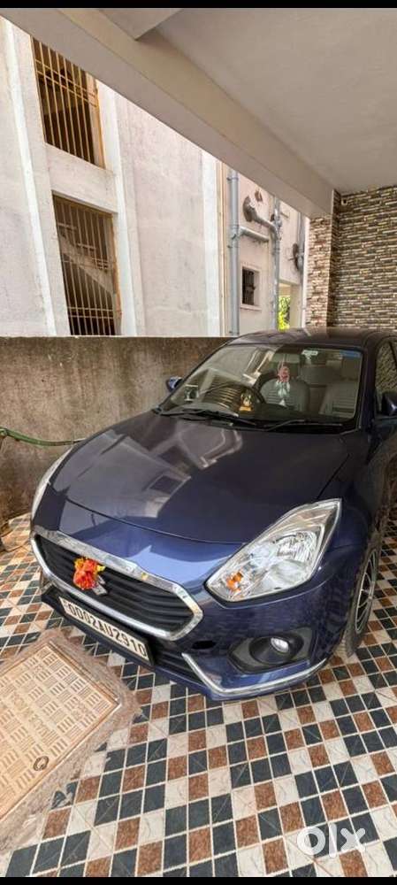 Maruti Suzuki Swift Dzire 1.2 Vxi Bsiv, 2018, Petrol