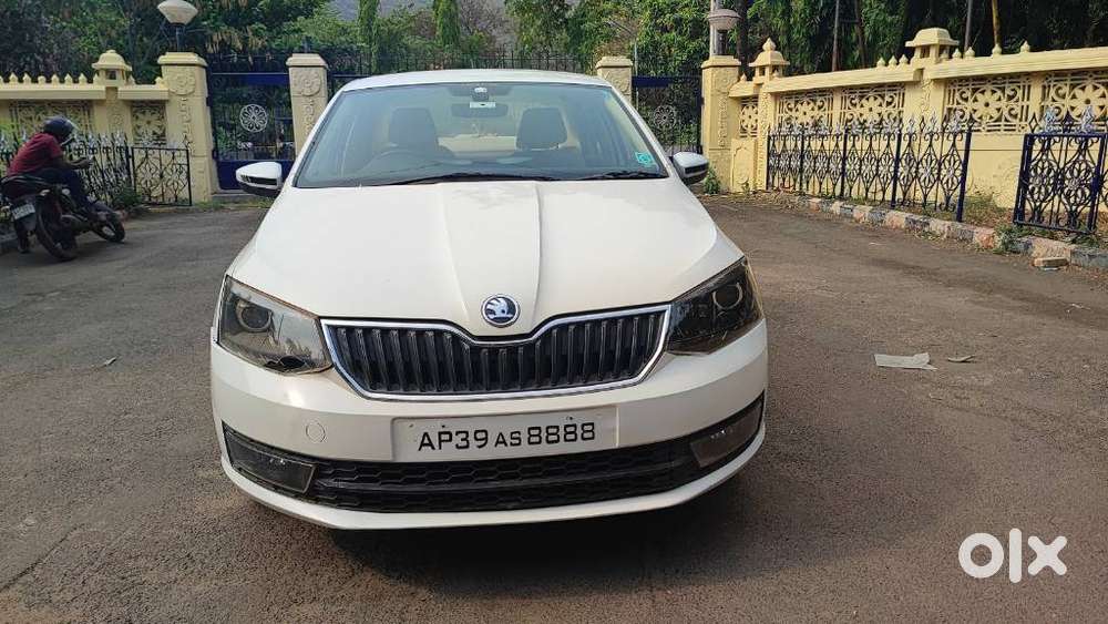 Skoda Rapid 1.6 Mpi Style, 2019, Petrol