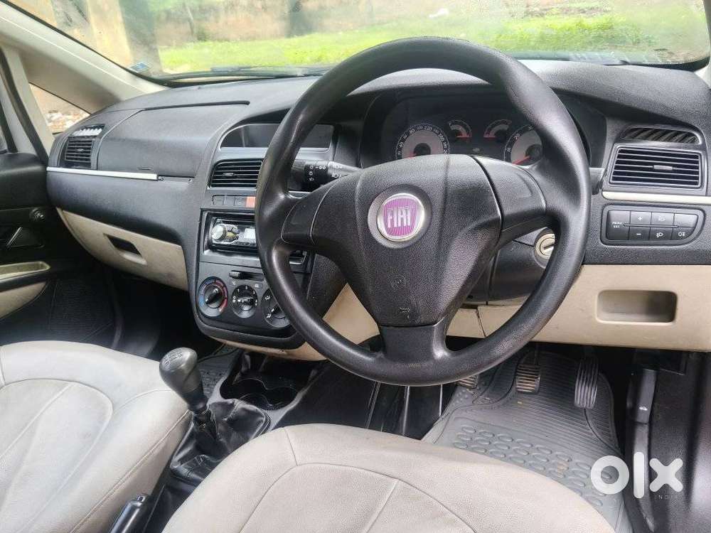 Fiat Linea 1.3 Multijet Active, 2011, Petrol