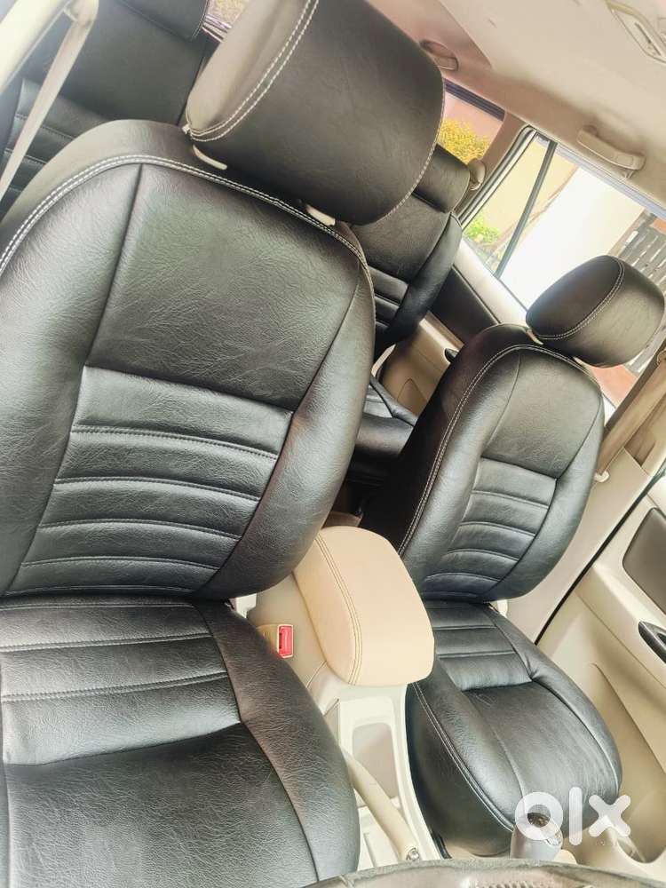Toyota Innova 2.5 Z Diesel 7 Seater Bs Iv, 2014, Diesel