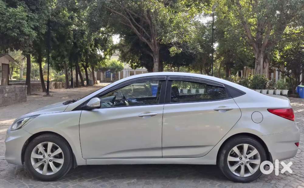 Hyundai Verna 2013 Petrol Manual Car