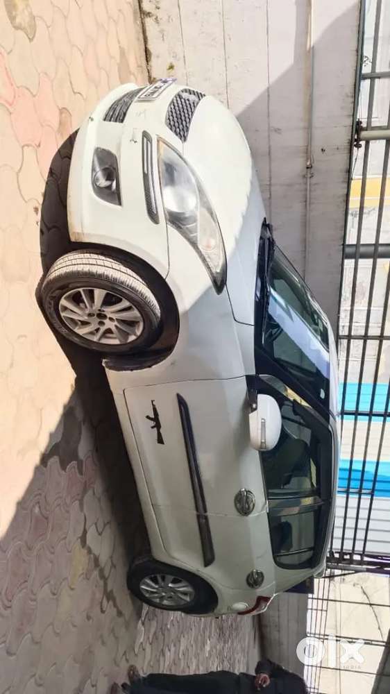 Maruti Suzuki Swift 2012 Diesel 80000 Km Driven
