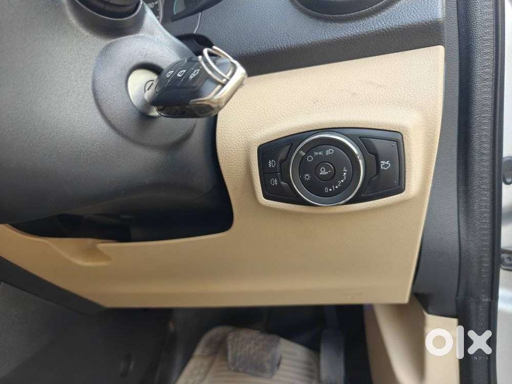 Ford Figo Aspire Titanium Automatic, 2016, Petrol