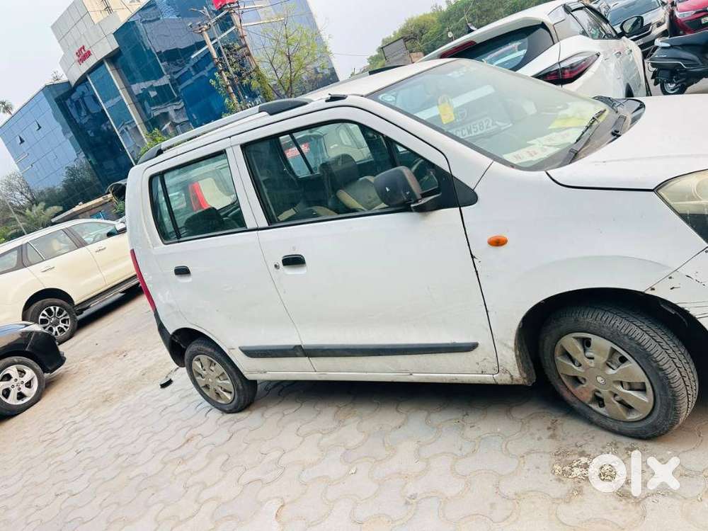 Maruti Suzuki Wagon R Lxi Optional, 2012, Petrol