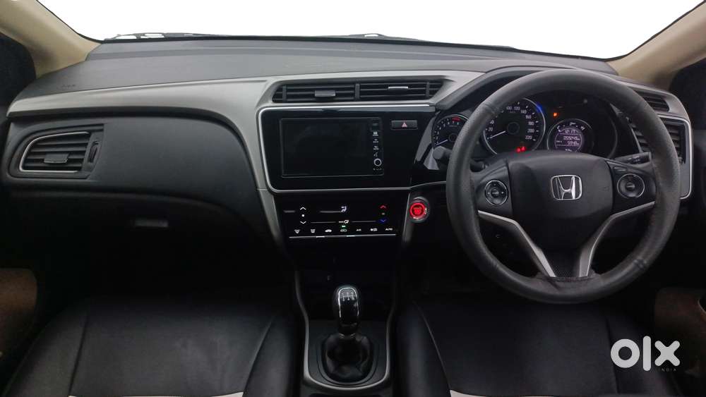 Honda City I-vtec V, 2018, Petrol