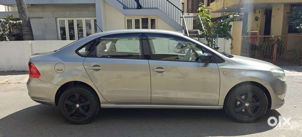 Skoda Rapid 1.5 Tdi Cr Elegance Plus, 2013, Diesel