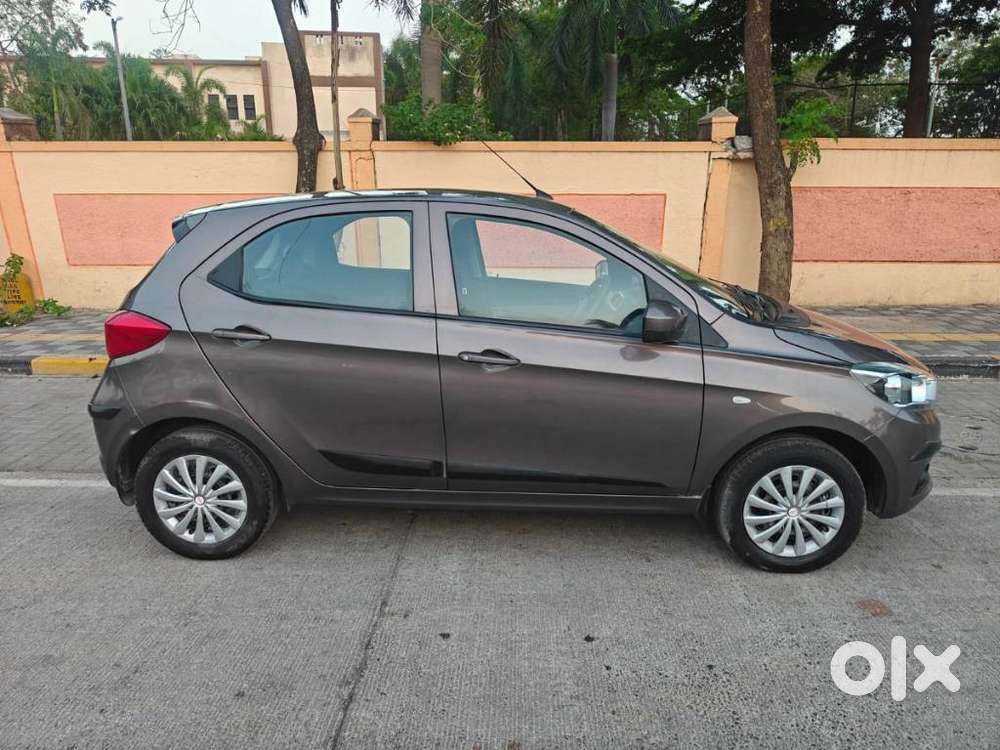 Tata Tiago 1.2 Revotron Xt Option, 2017, Petrol