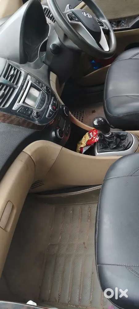 Hyundai Fluidic Verna 2012