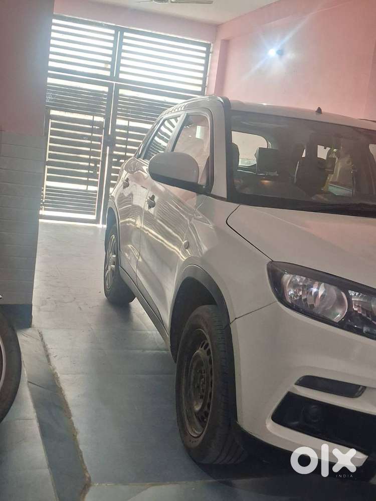 Maruti Suzuki Brezza 2017 Diesel Well Maintained