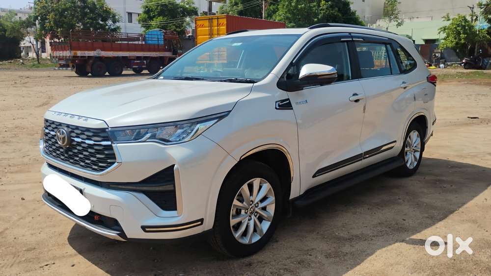 Toyota Innova Hycross 2.0 Vx Hybrid 7 Str, 2024, Petrol