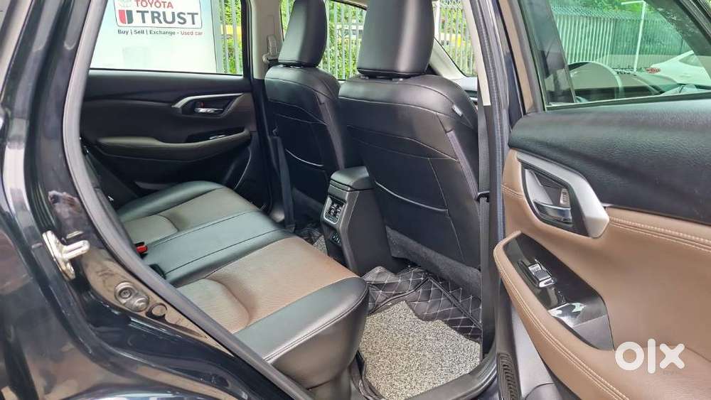 Toyota Urban Cruiser Hyryder 1.5 V Hybrid, 2024, Petrol