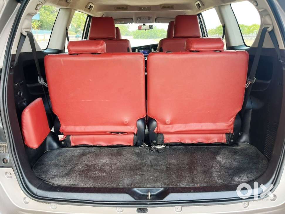 Toyota Innova Crysta 2.4 G Mt 7 Str, 2018, Diesel