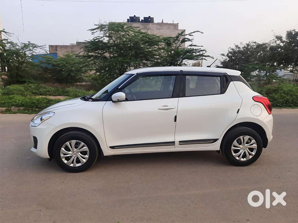 Maruti Suzuki Swift Vvt Vxi, 2021, Petrol
