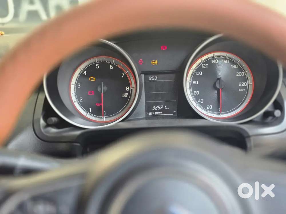 Maruti Suzuki Swift 2019 Petrol 32500 Km Driven