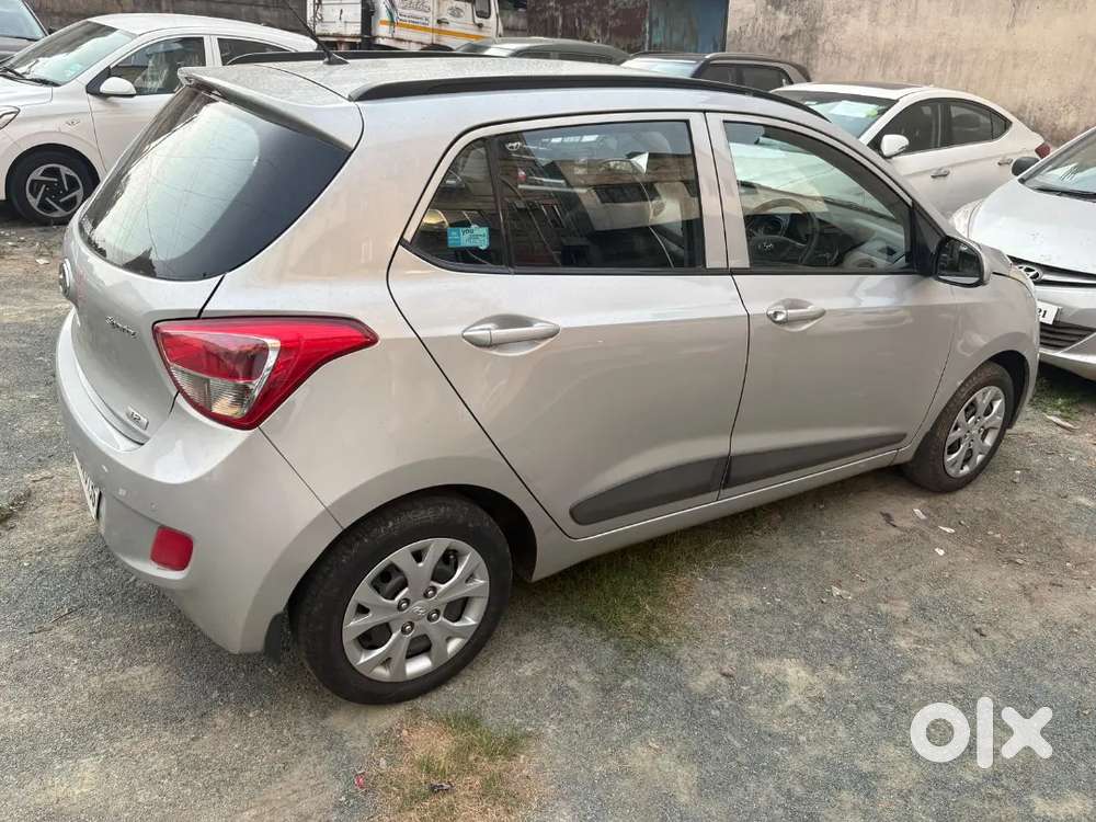 Hyundai Grand I10 2016 Petrol 23000 Km Driven