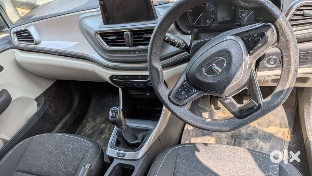 Tata Altroz, 2022, Diesel