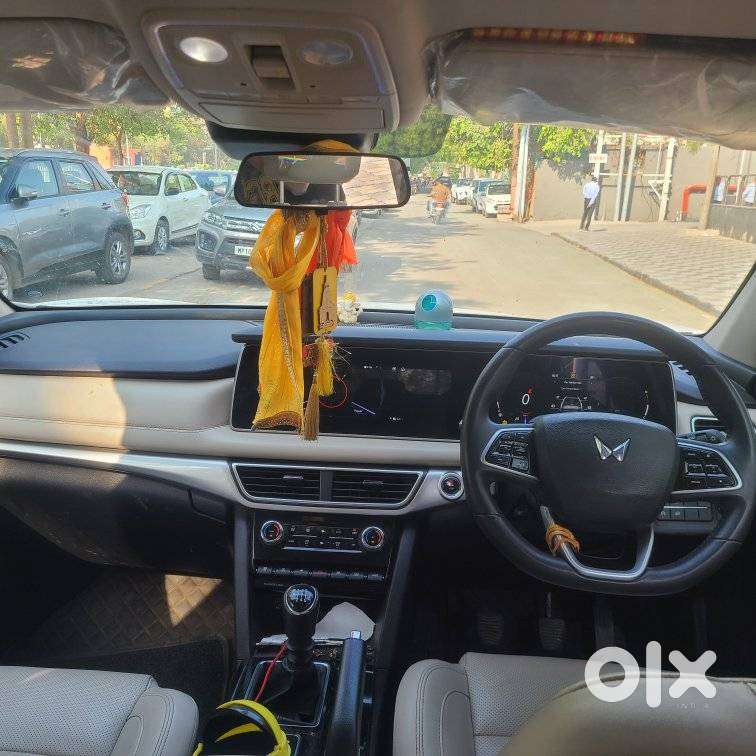 Mahindra Xuv700 Ax7 Luxury Pack Awd, 2023, Diesel