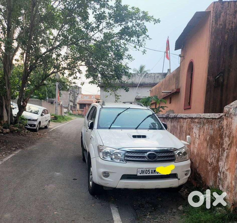Toyota Fortuner 3.0 4x4 Manual, 2012, Diesel