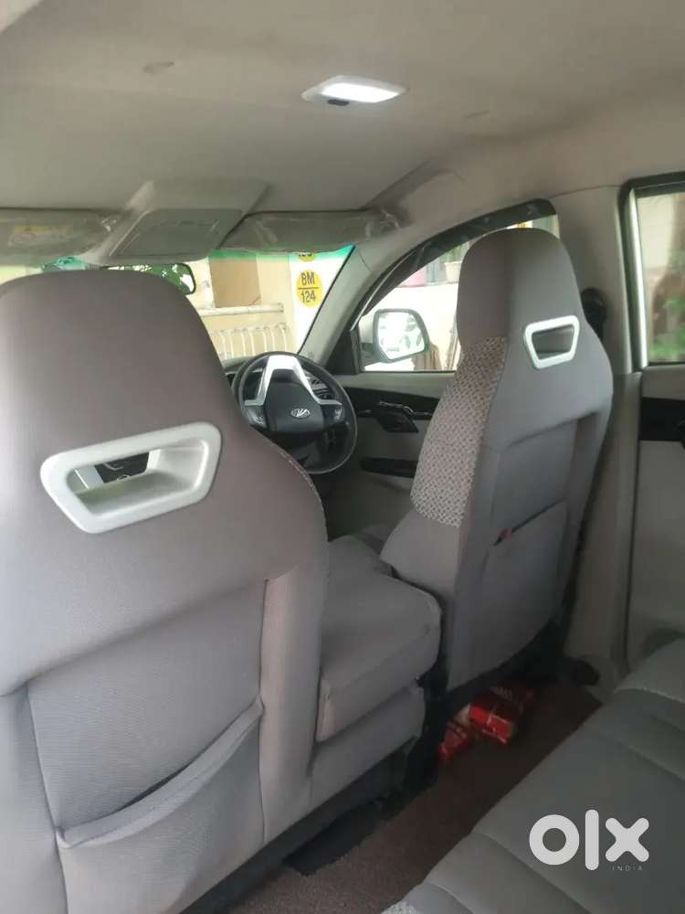 Mahindra Kuv 100 2017 Petrol Manual