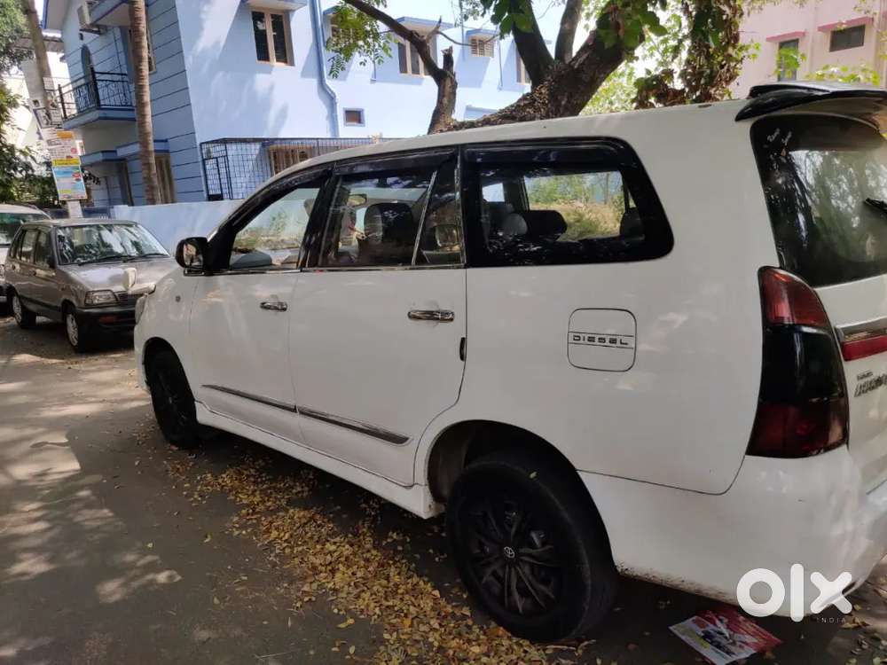Toyota Innova 2007 Diesel 220000 Km Driven