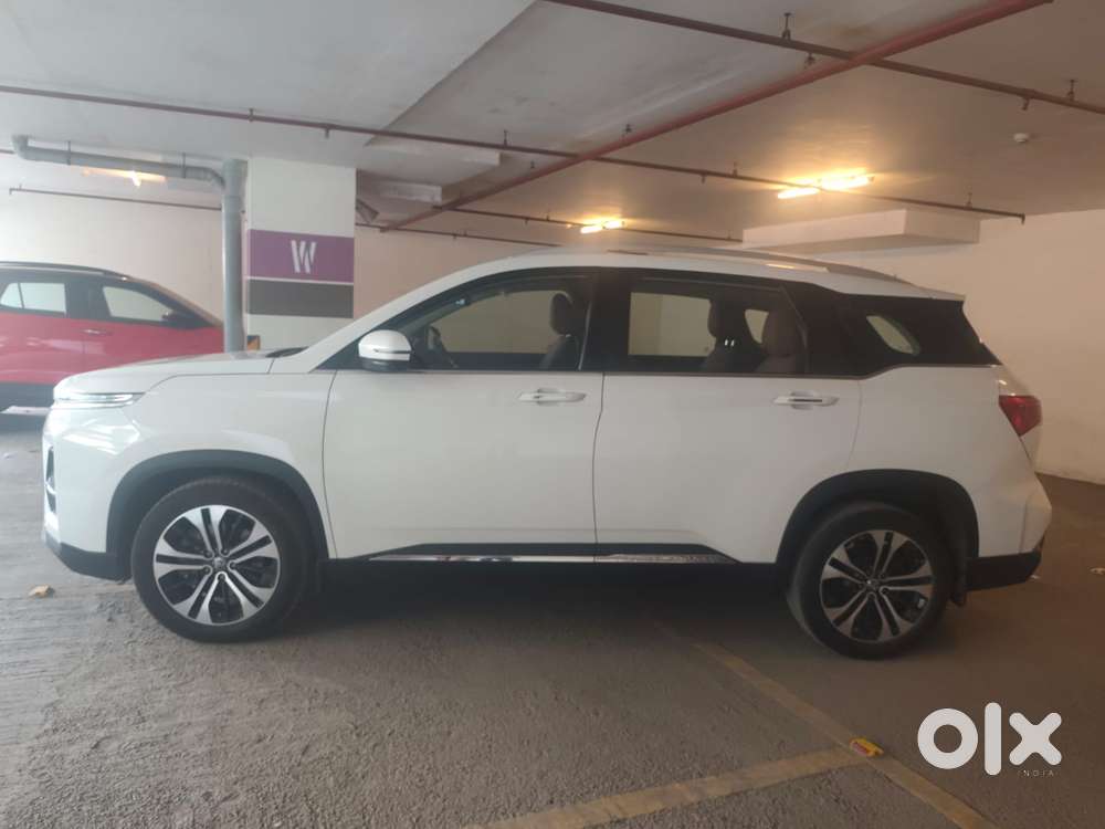 Mg Hector Plus Sharp Pro 1.5 Turbo Petrol Cvt 6 Str, 2023, Petrol