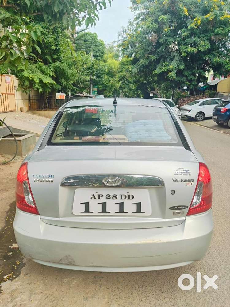 Hyundai Verna Crdi 2009