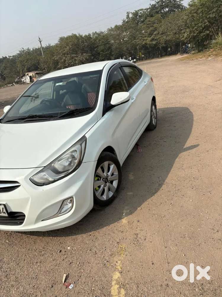 Hyundai Verna 1.6 Vtvt 2012