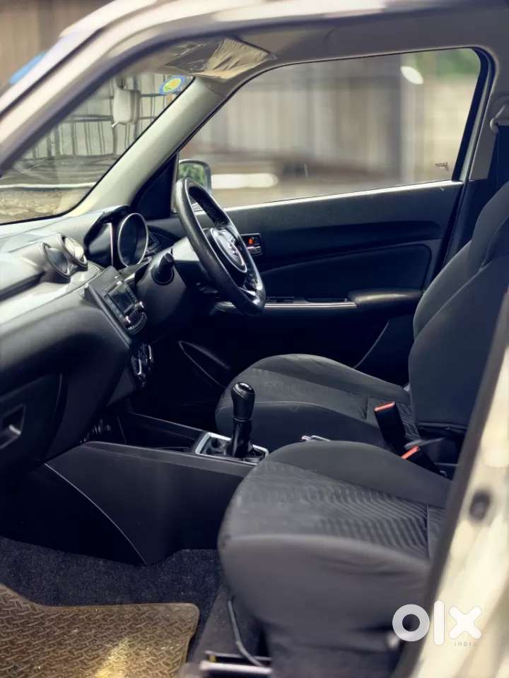 Maruti Suzuki Swift Vxi, 2021, Petrol