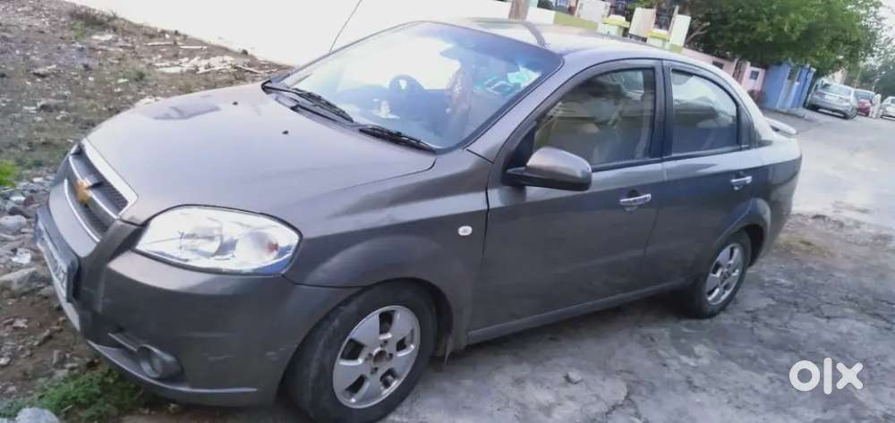 Chevrolet Aveo 2014 Petrol 80000 Km Driven