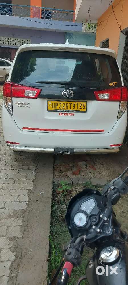 Toyota Innova Crysta 2025 Diesel Mt