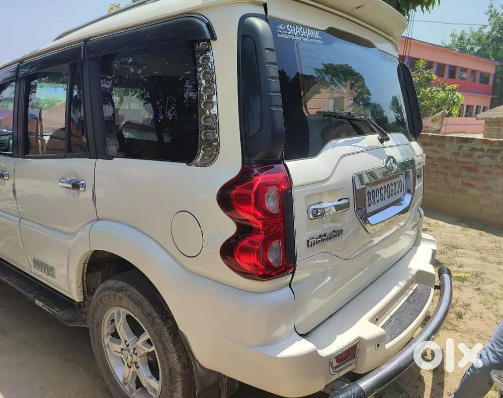 Mahindra Scorpio S10 Model 2017