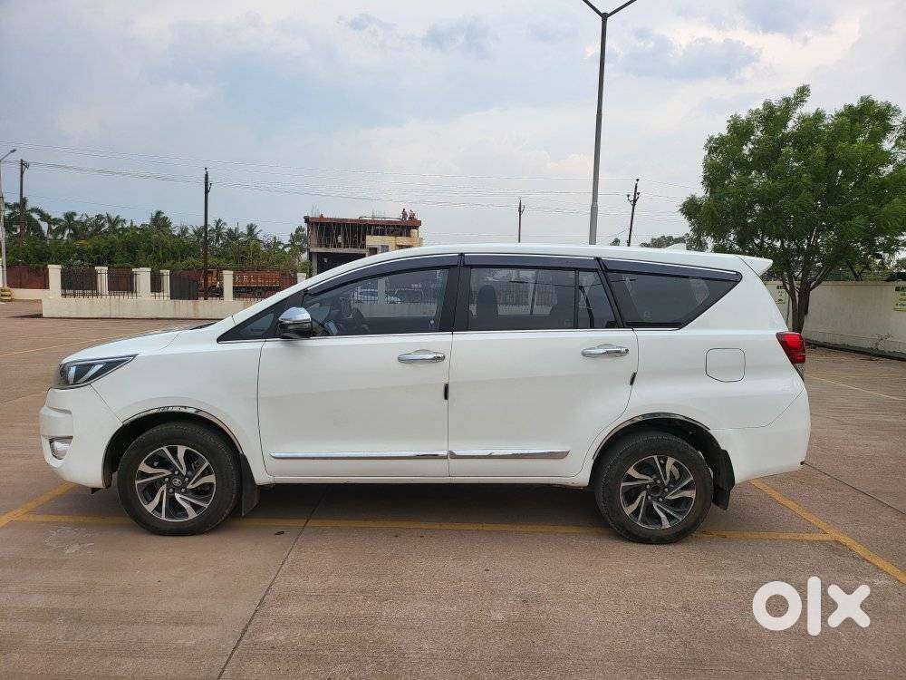Toyota Innova Crysta 2.4 G Mt 7 Str, 2021, Diesel