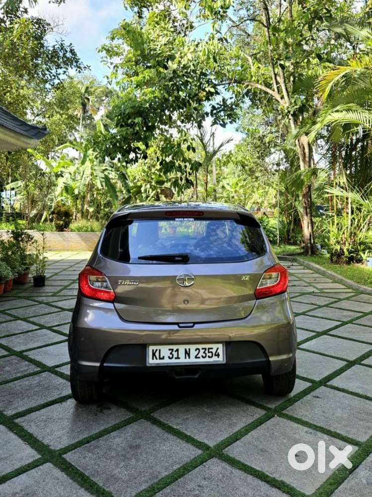 Tata Tiago Xz Opt, 2016, Petrol